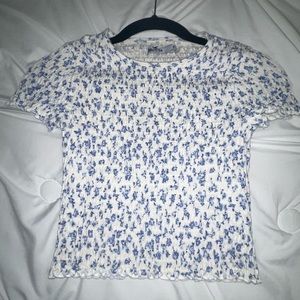 Hollister blouse super cute floral decorations